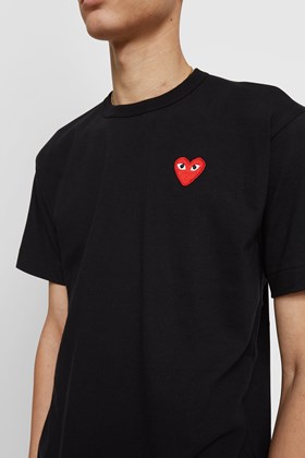 Comme des Garçons PLAY Mens Basic Logo Tee black | WoodWood.com