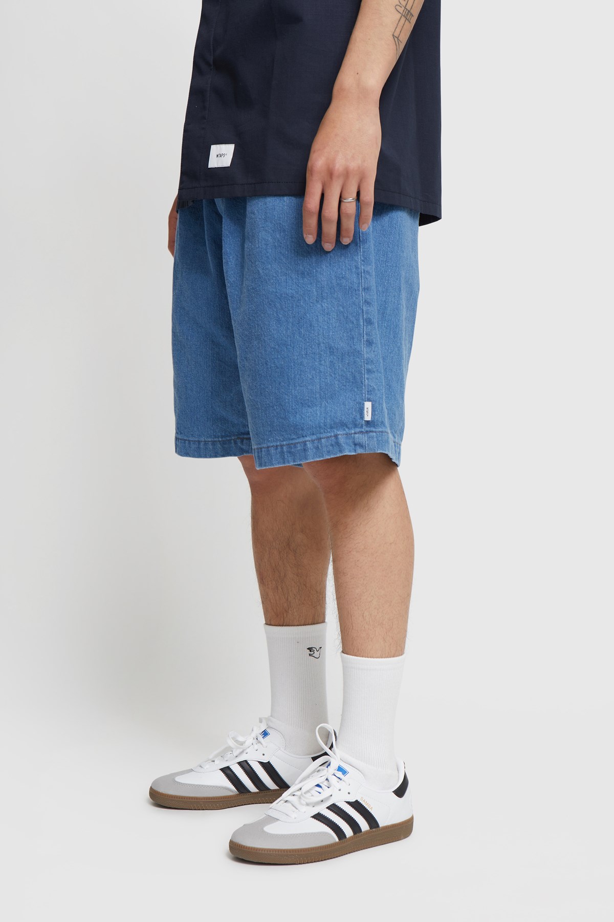 WTAPS Tuck 01 / Shorts / Cotton. Indigo | WoodWood.com