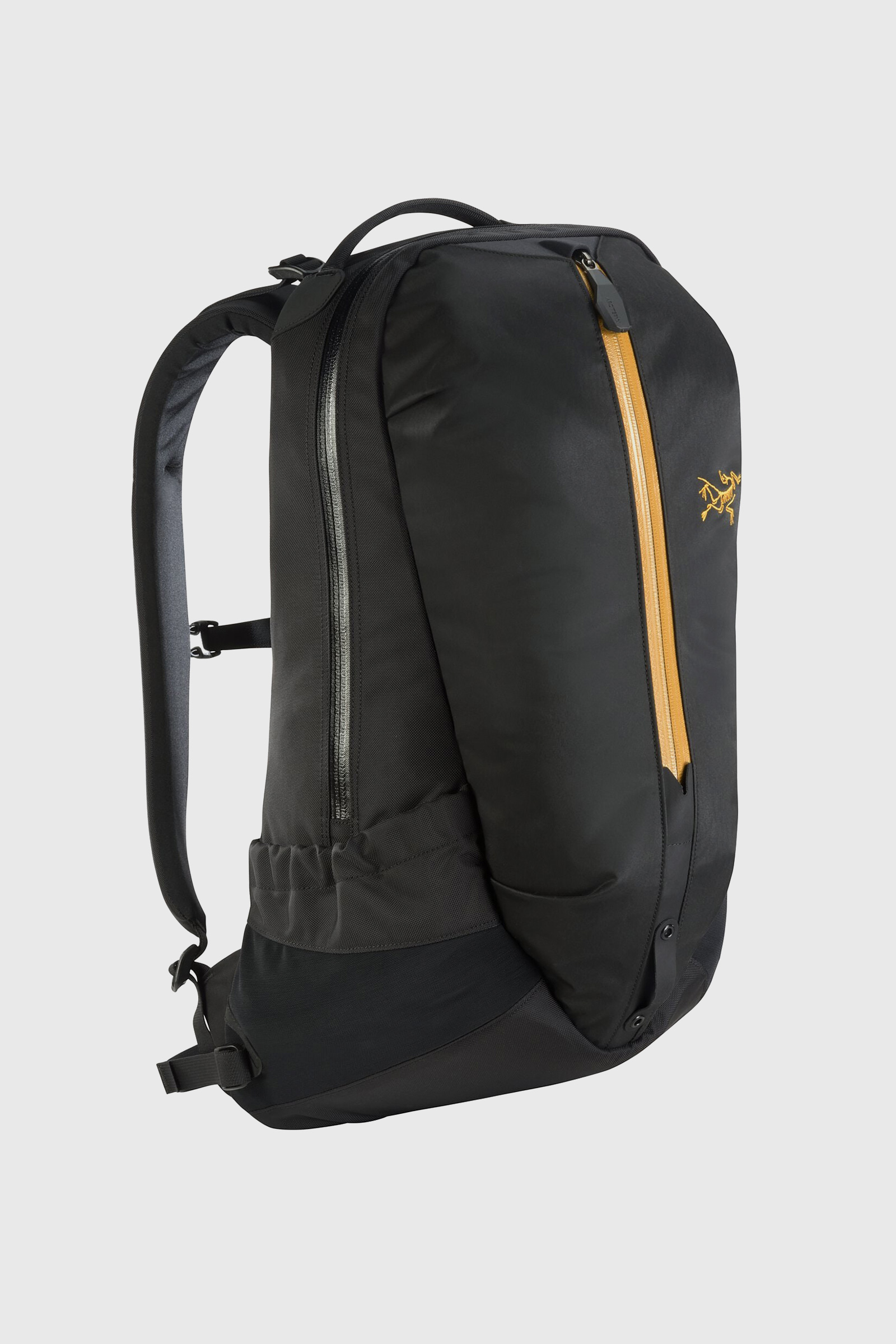 ARC'TERYX Arro 22 Backpack 24K black | WoodWood.com