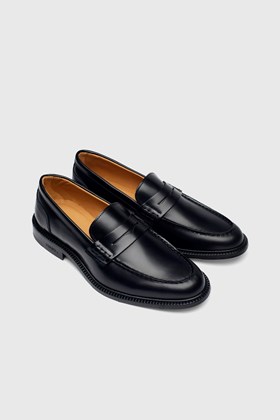 Vinny's Townee Penny Loafer Polido leather black | WoodWood.com