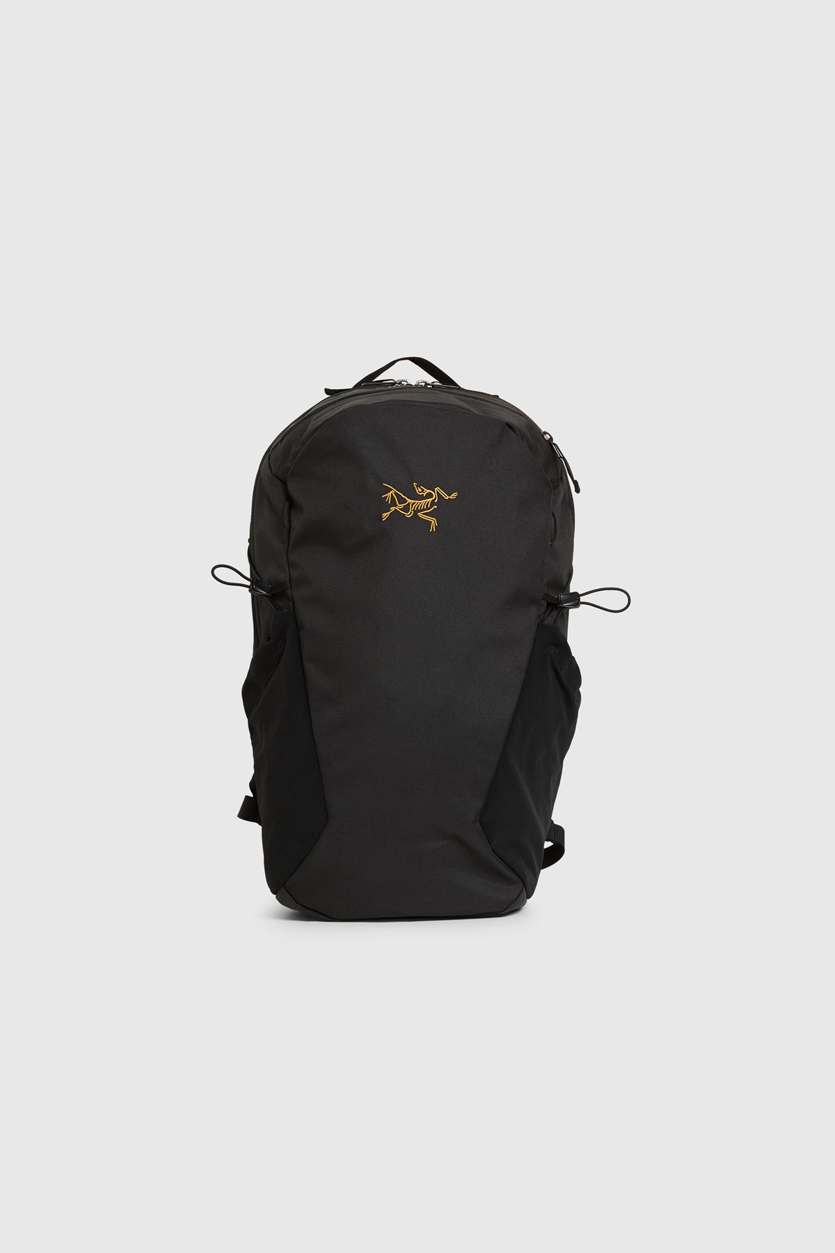 ARC'TERYX Mantis 16 Backpack Black | WoodWood.com