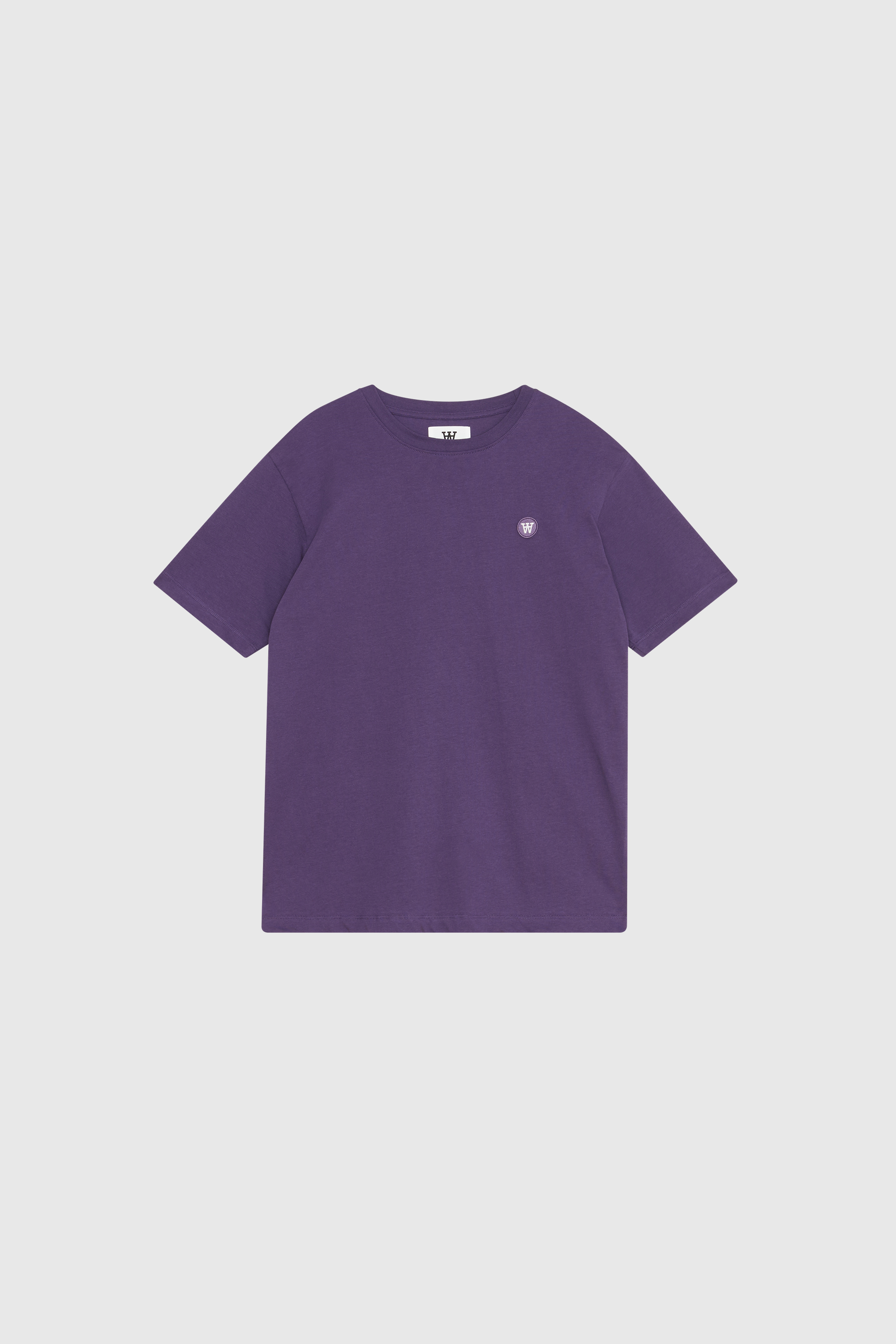 Wood Wood Ace patch tshirt GOTS Plum | WoodWood.com