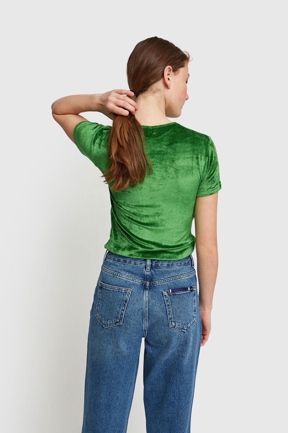 Baserange Omo Tee-Shiny Velours Fawn green | WoodWood.com